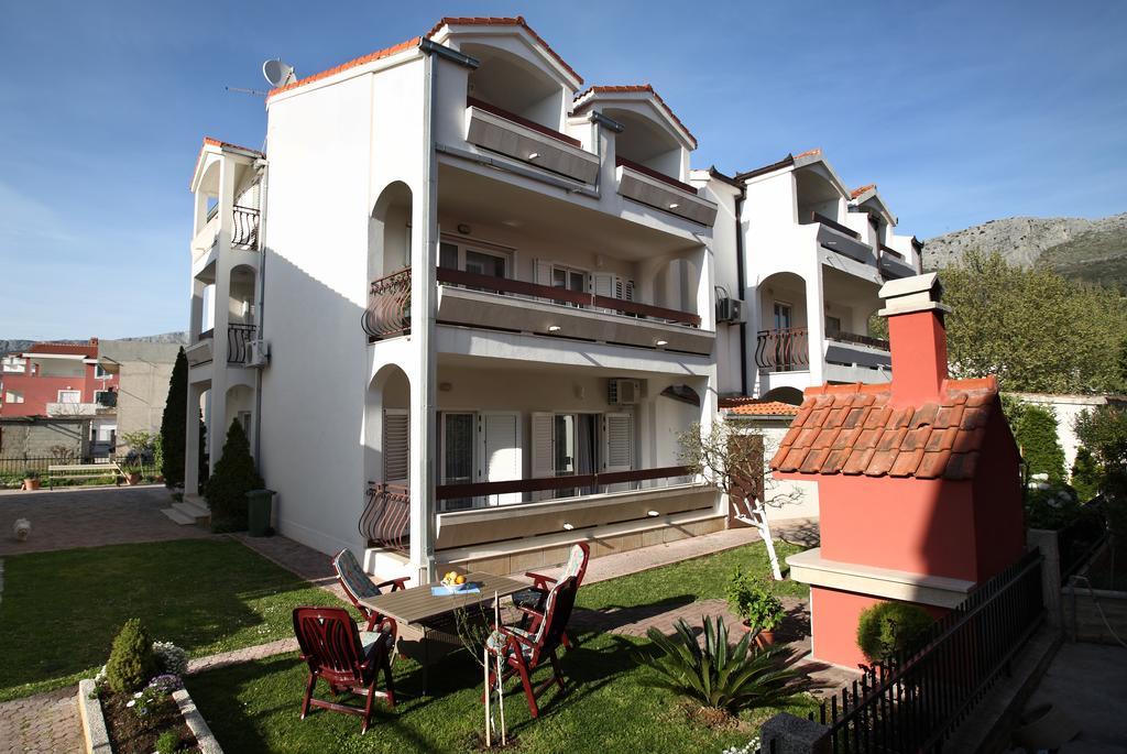 Apartments In Beautiful Split Podstrana Habitación foto
