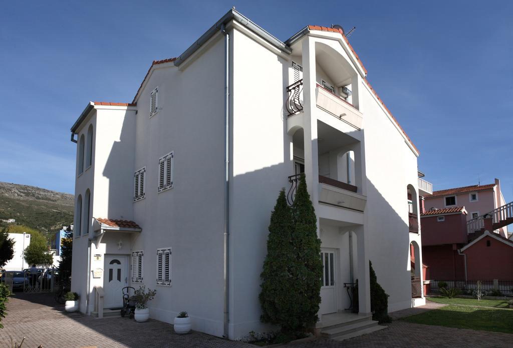 Apartments In Beautiful Split Podstrana Habitación foto
